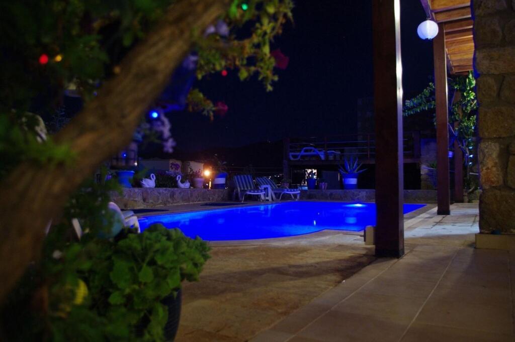 Villa Priene - Gumusluk Private Pool エクステリア 写真