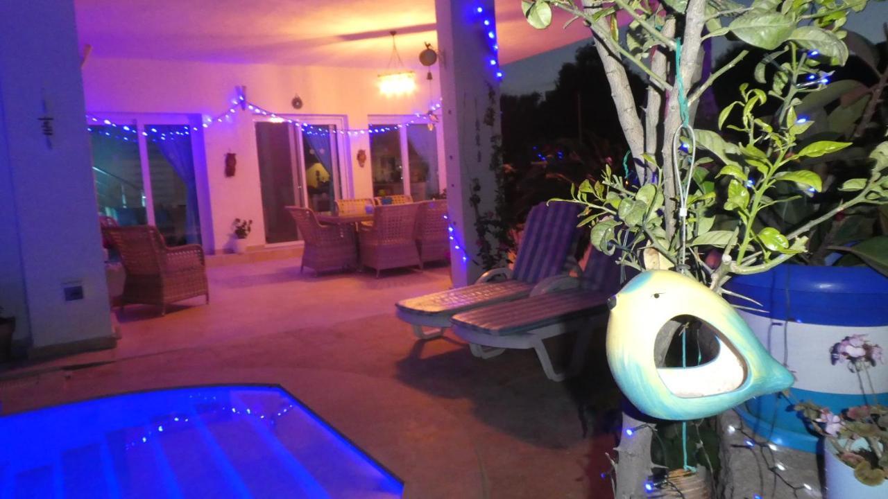 Villa Priene - Gumusluk Private Pool エクステリア 写真